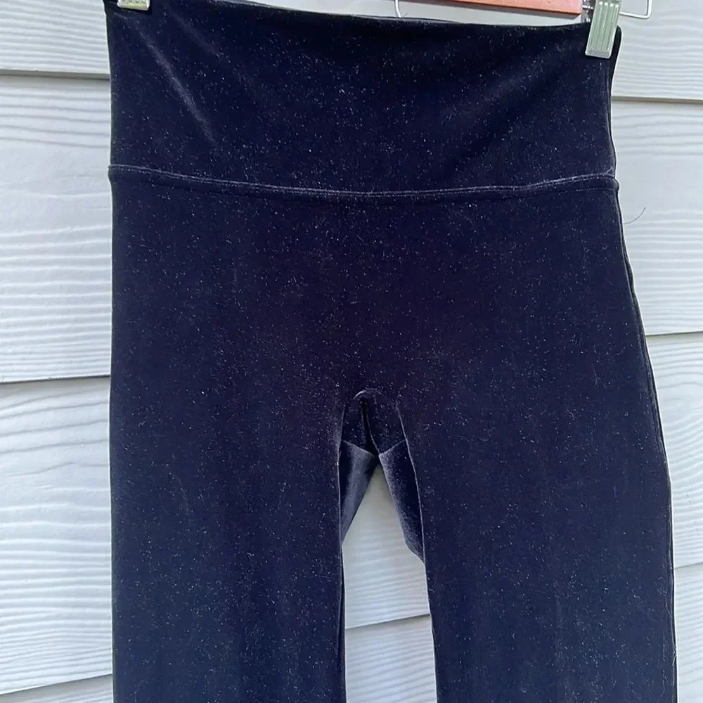 Spanx Women's High Waisted Black Pull On Velvet Slimming Leggings size Small - Picture 3 of 10